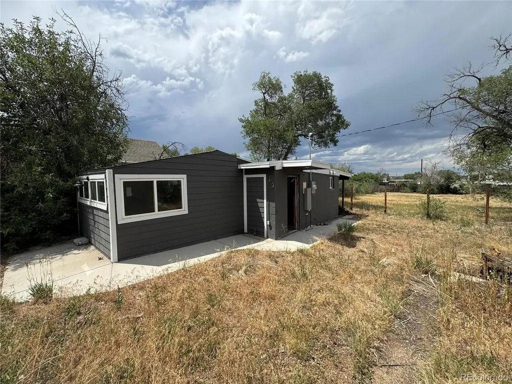 4921 W Tennessee Avenue Denver CO 80219