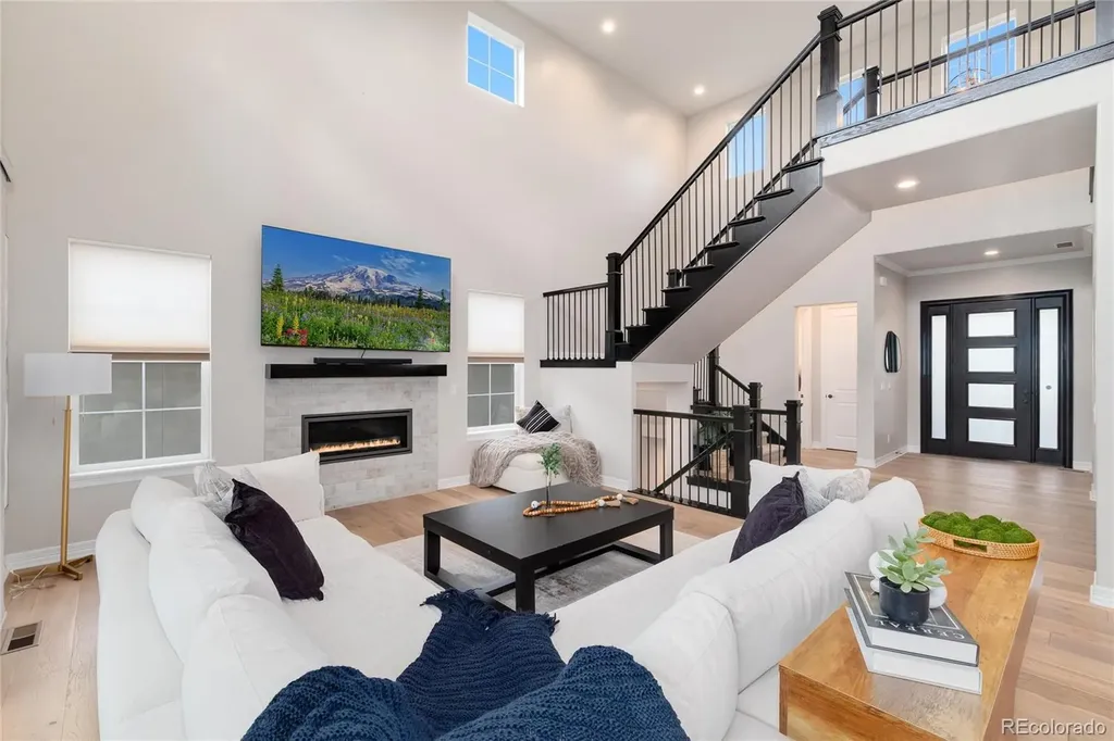 27500 E Lakeview Drive Aurora CO 80016
