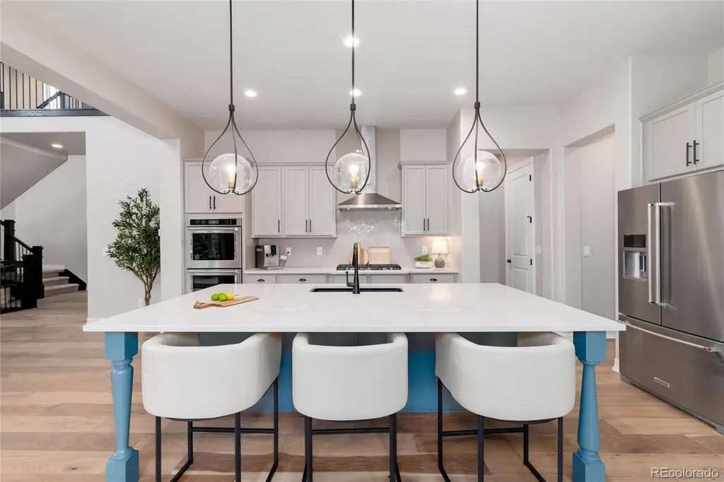 27500 E Lakeview Drive Aurora CO 80016