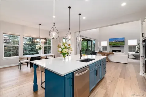27500 E Lakeview Drive Aurora CO 80016
