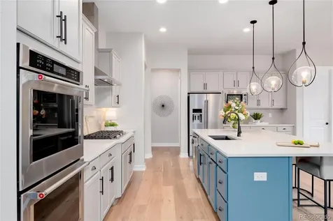 27500 E Lakeview Drive Aurora CO 80016