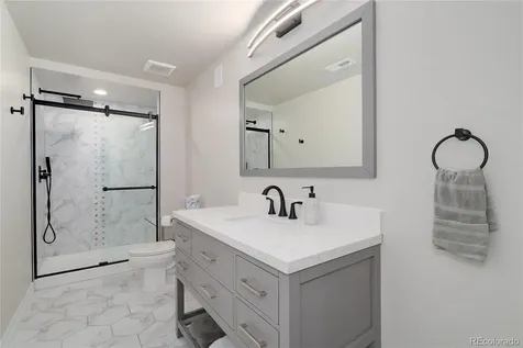 27500 E Lakeview Drive Aurora CO 80016