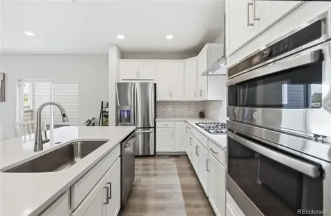 9912 Monte Vista Avenue Littleton CO 80125