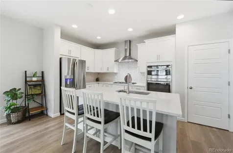 9912 Monte Vista Avenue Littleton CO 80125