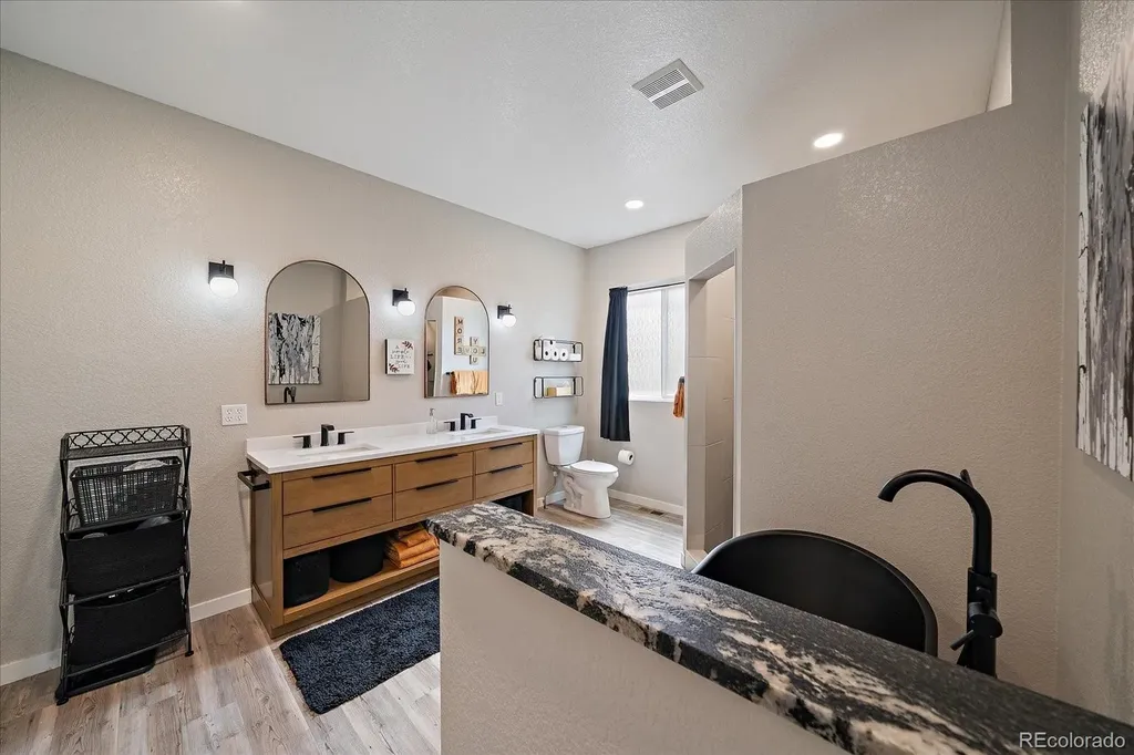 8169 S Catawba Court Aurora CO 80016