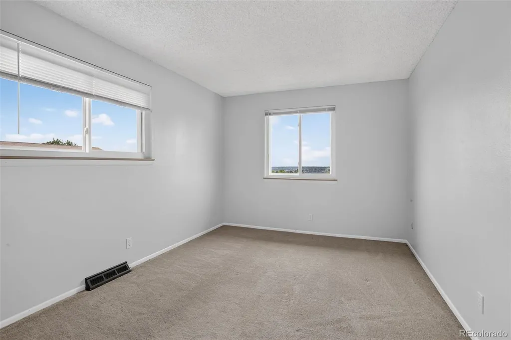 9964 Orangewood Drive Denver CO 80260