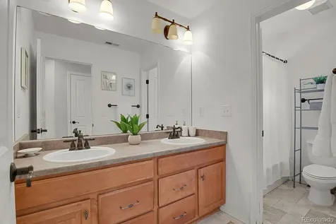25583 E Frost Place Aurora CO 80016
