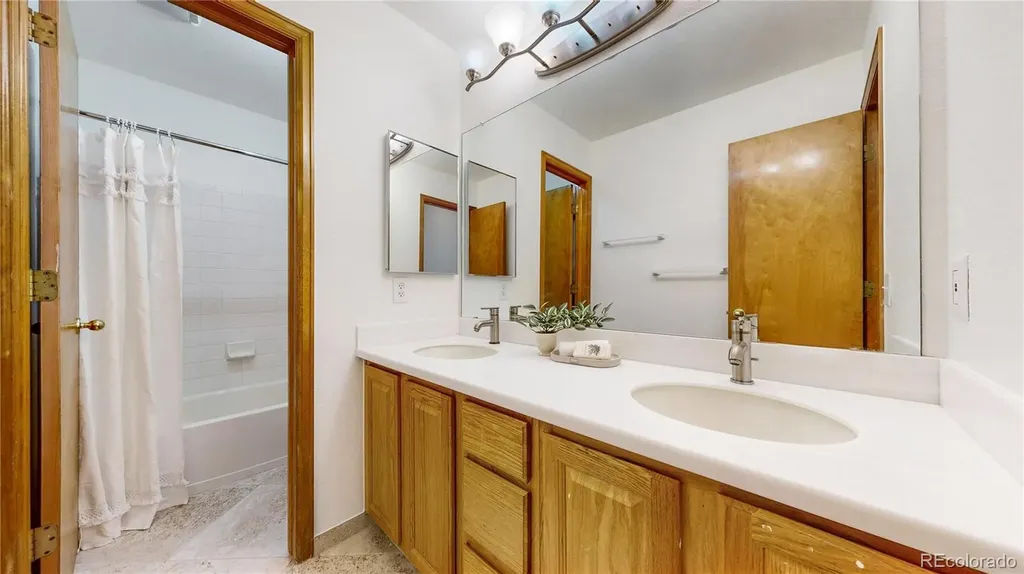 1619 Hemlock Way Broomfield CO 80020