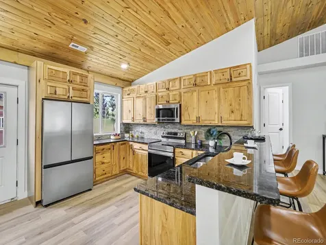 10240 W 16th Avenue Lakewood CO 80215