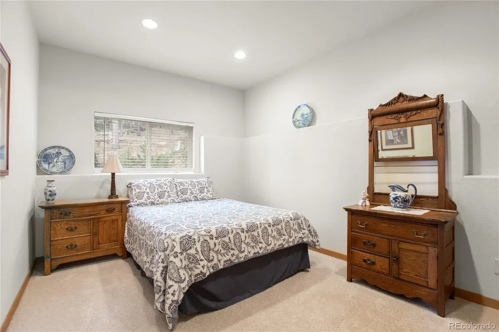 8 Yuma Trail Evergreen CO 80439