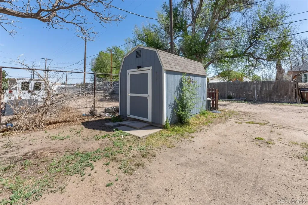 111 S Cameron Street Brush CO 80723