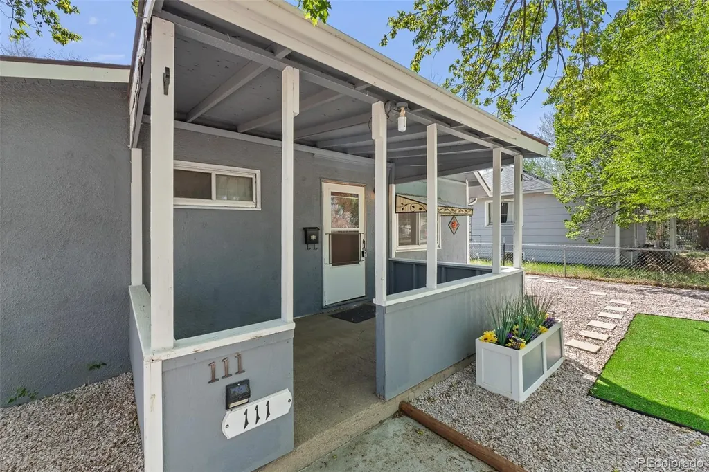 111 S Cameron Street Brush CO 80723