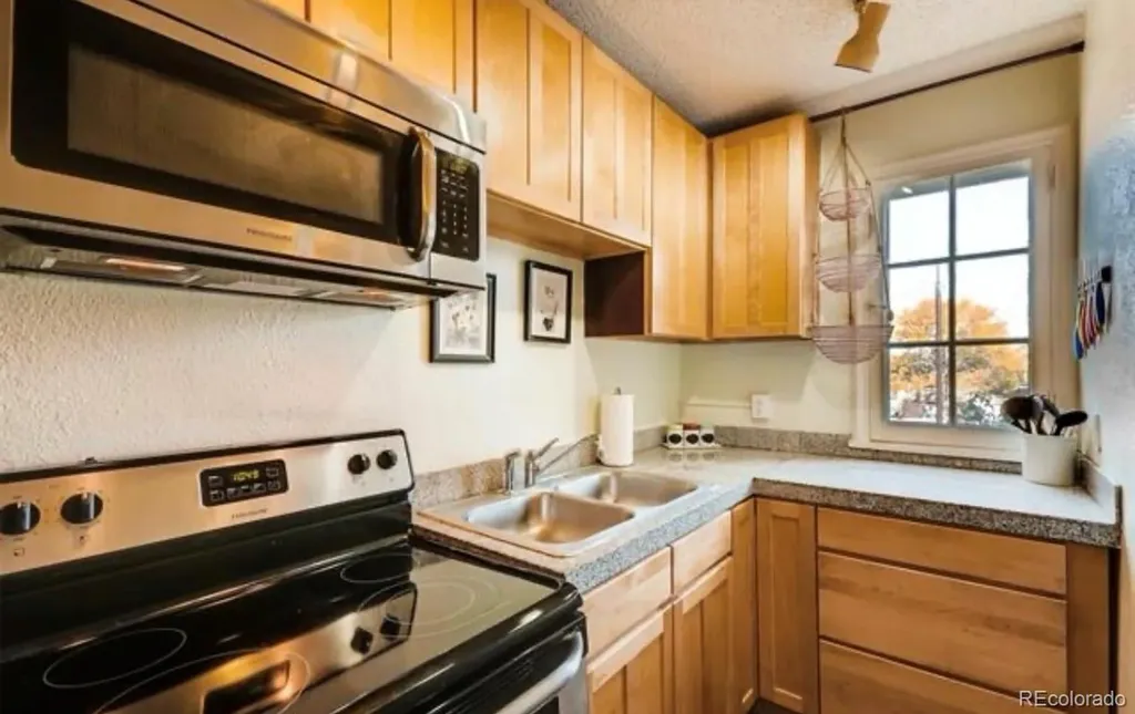 1024 E 14th Avenue Denver CO 80218