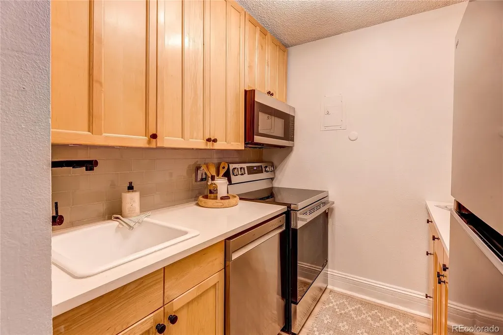 1233 N Ogden Street Denver CO 80218