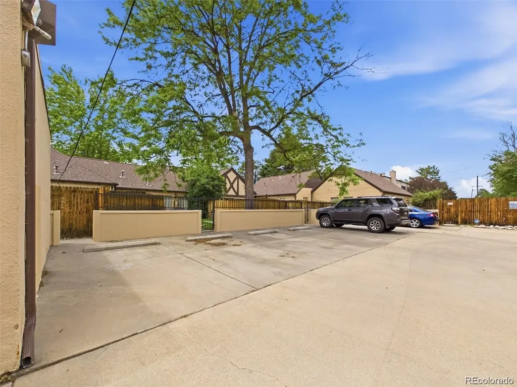1244 Albion Street Denver CO 80220
