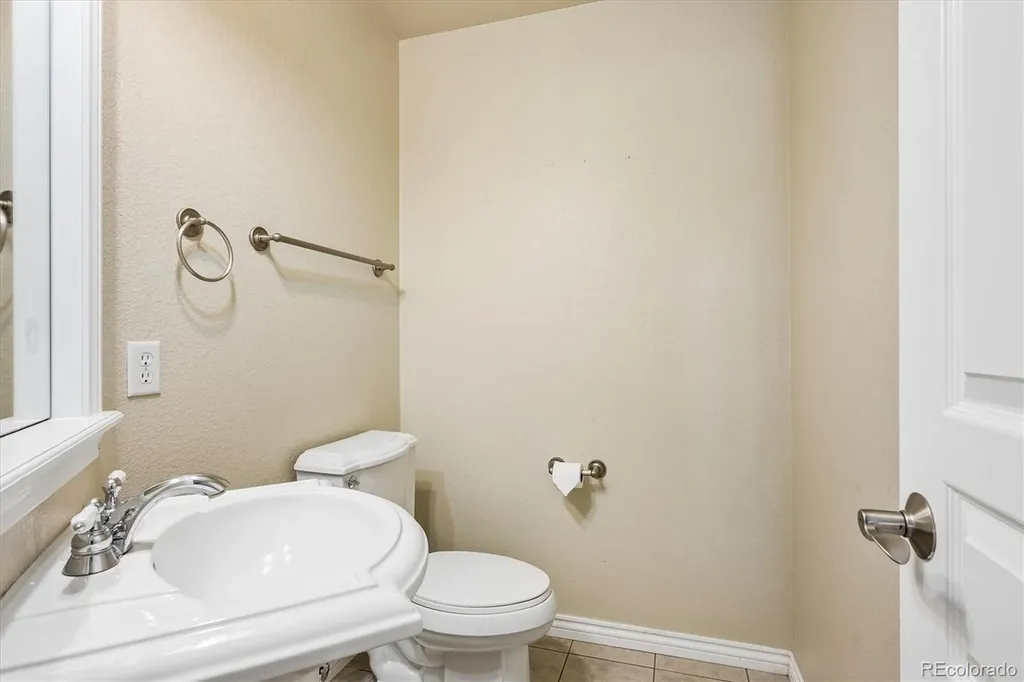 10801 W Indore Drive Littleton CO 80127