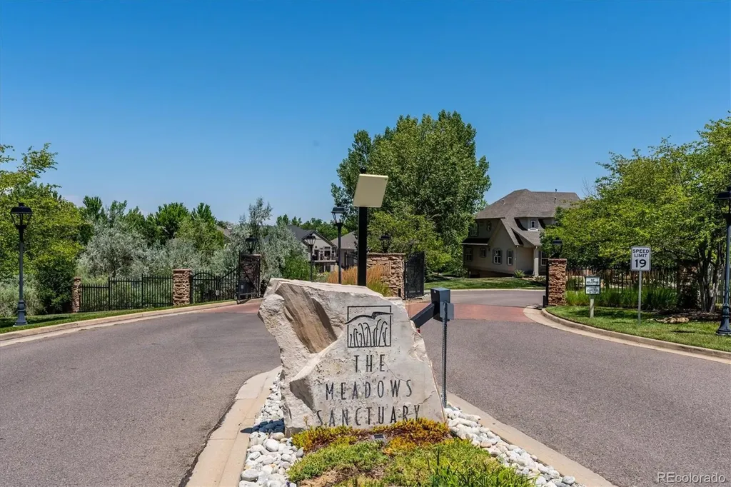 10801 W Indore Drive Littleton CO 80127