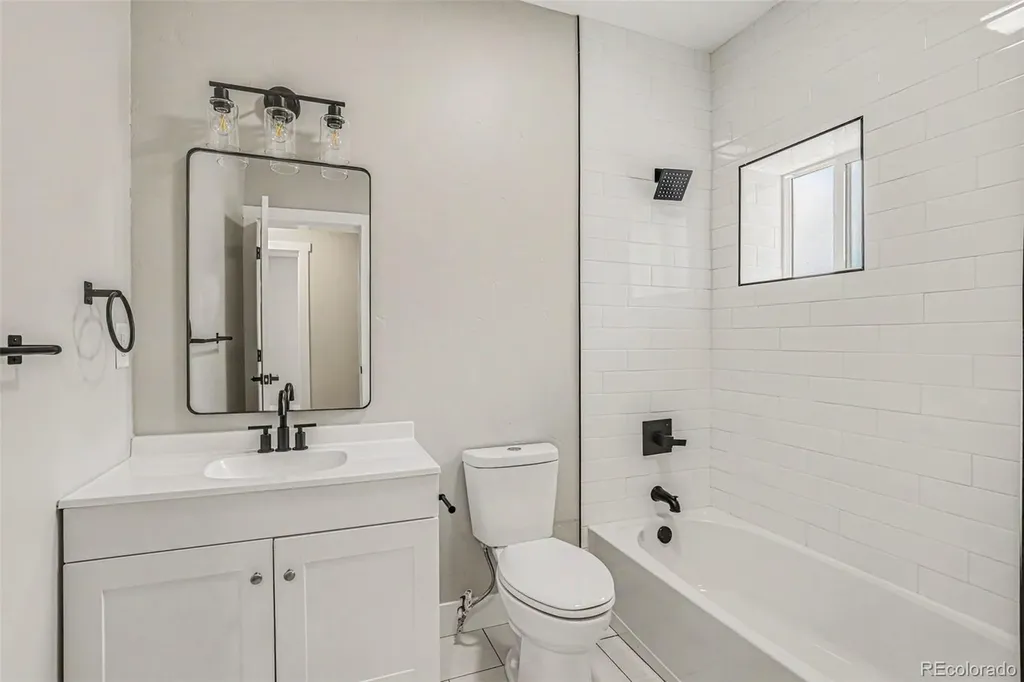 4428 Elizabeth Street Denver CO 80216