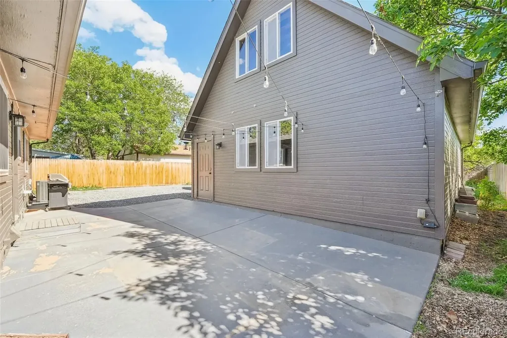 755 Bedivere Circle Lafayette CO 80026