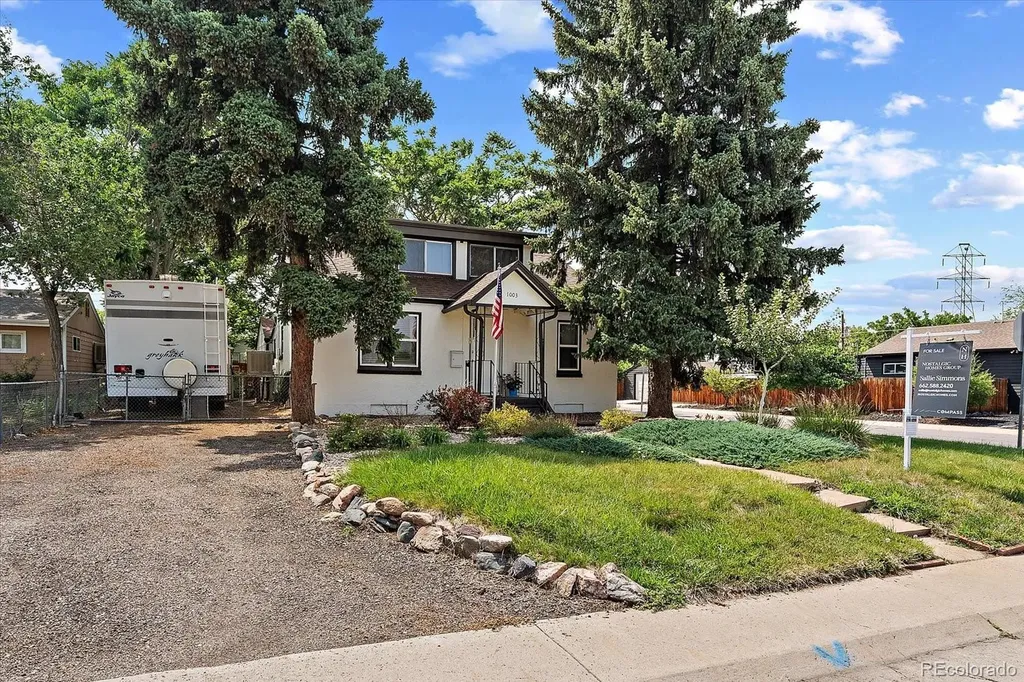 Denver CO, 1003 S Newton Street