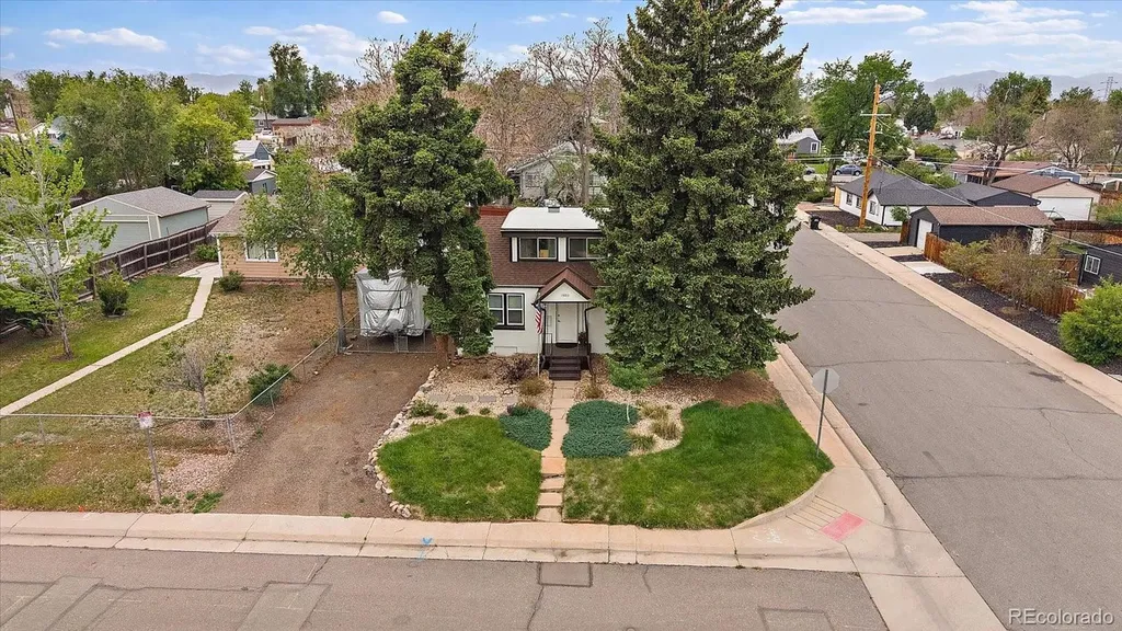 1003 S Newton Street Denver CO 80219