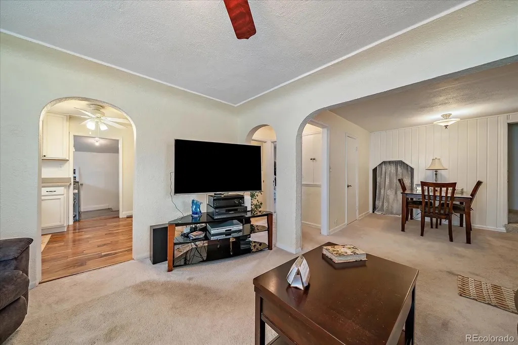 1003 S Newton Street Denver CO 80219