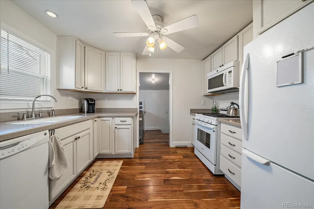 1003 S Newton Street Denver CO 80219