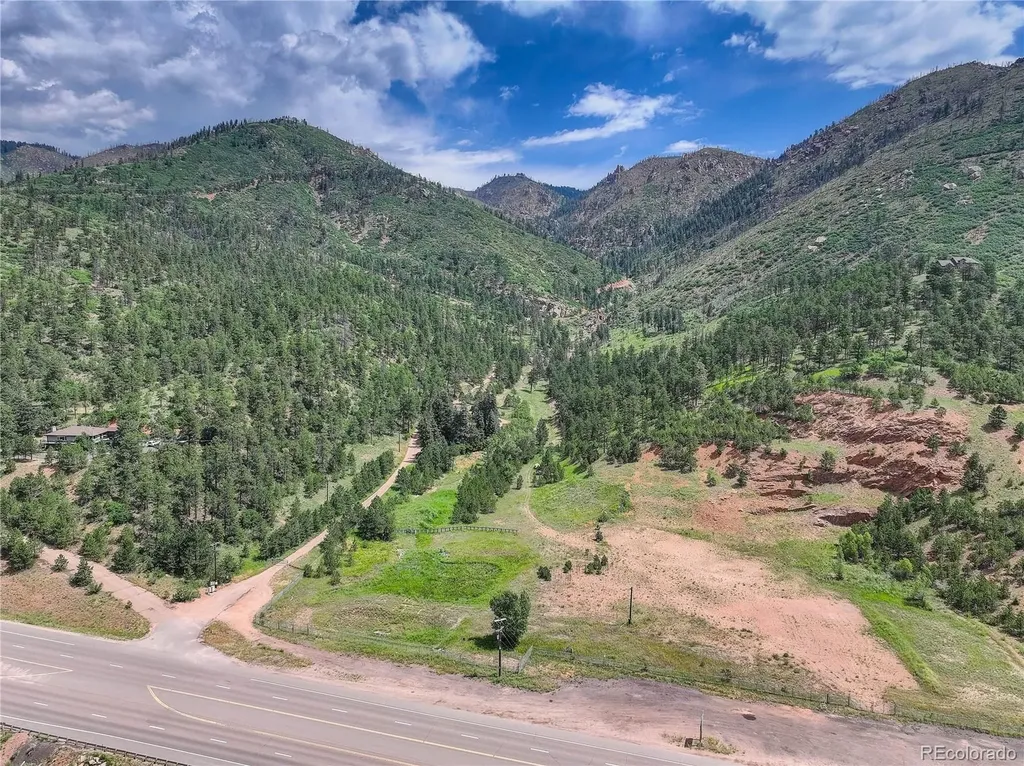 6085 Wellington Road Cascade CO 80809