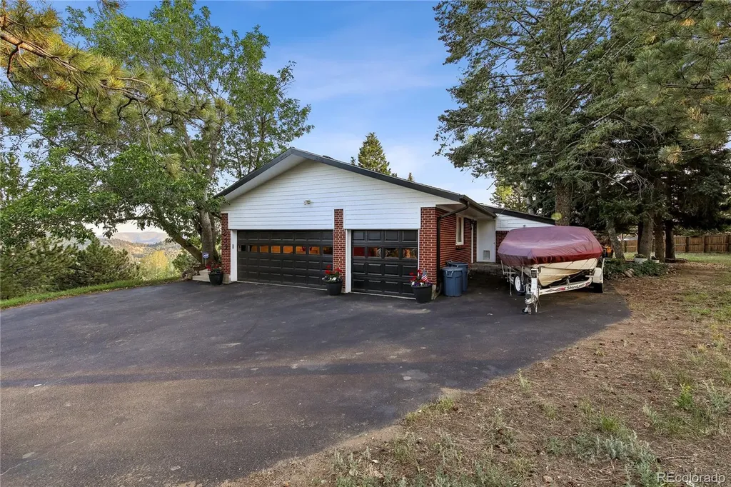 239 Dekker Drive Golden CO 80401