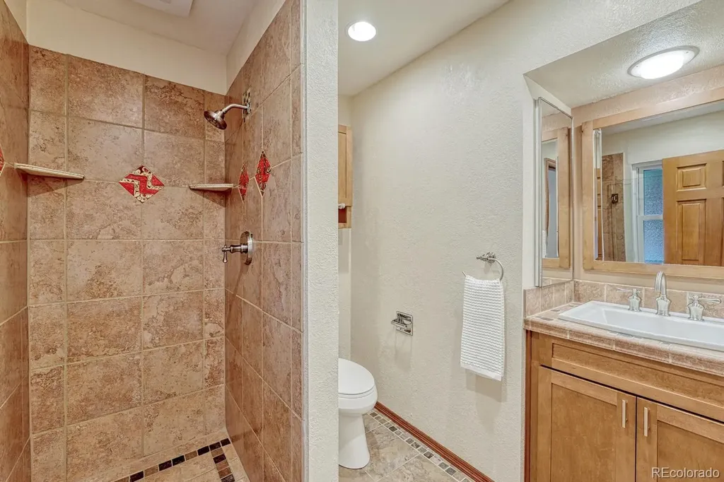 6904 E Villanova Place Denver CO 80224