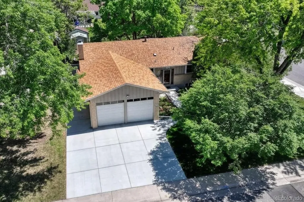6904 E Villanova Place Denver CO 80224