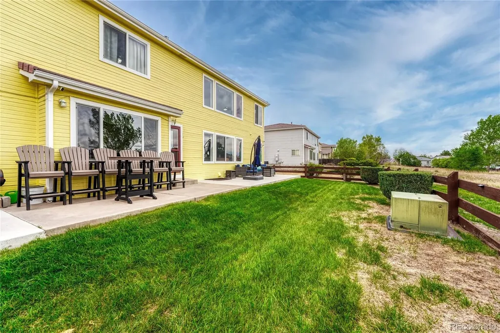 4442 Iran Street Aurora CO 80249