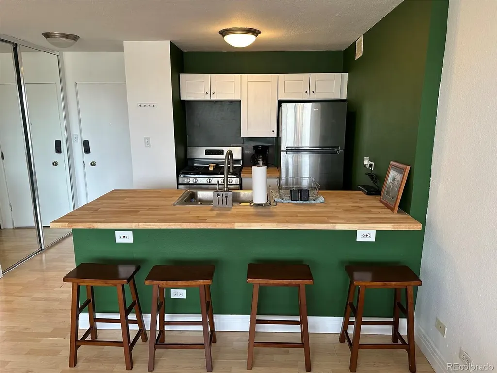 1196 N Grant Street Denver CO 80203