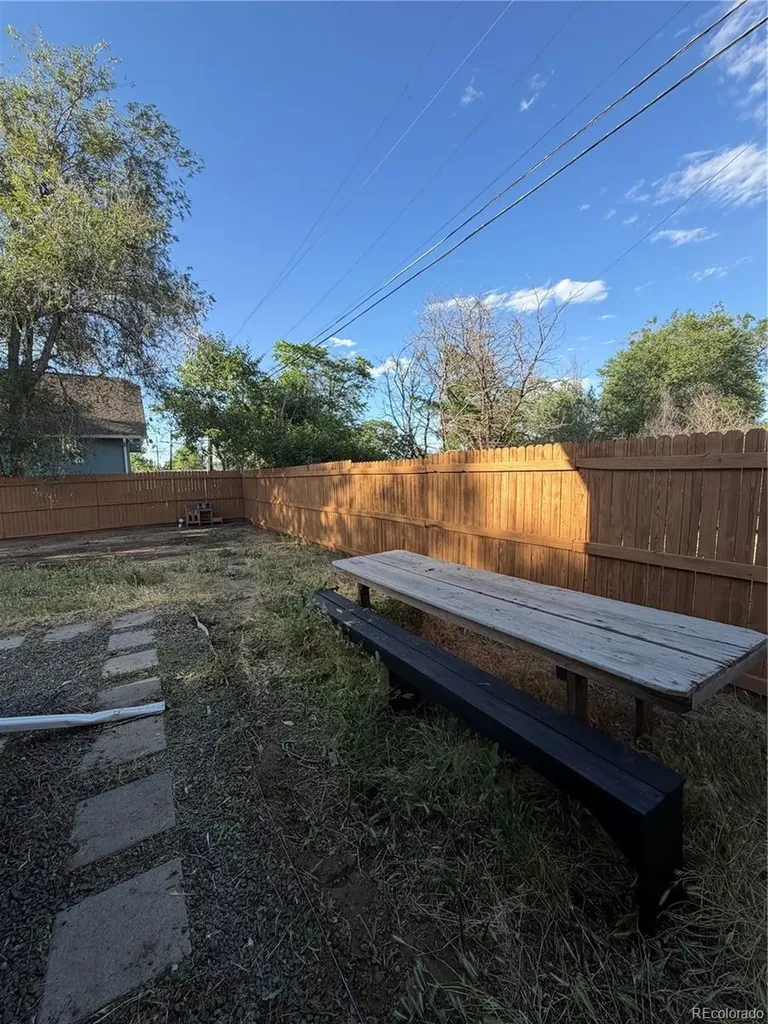 6730 Oneida Street Commerce City CO 80022