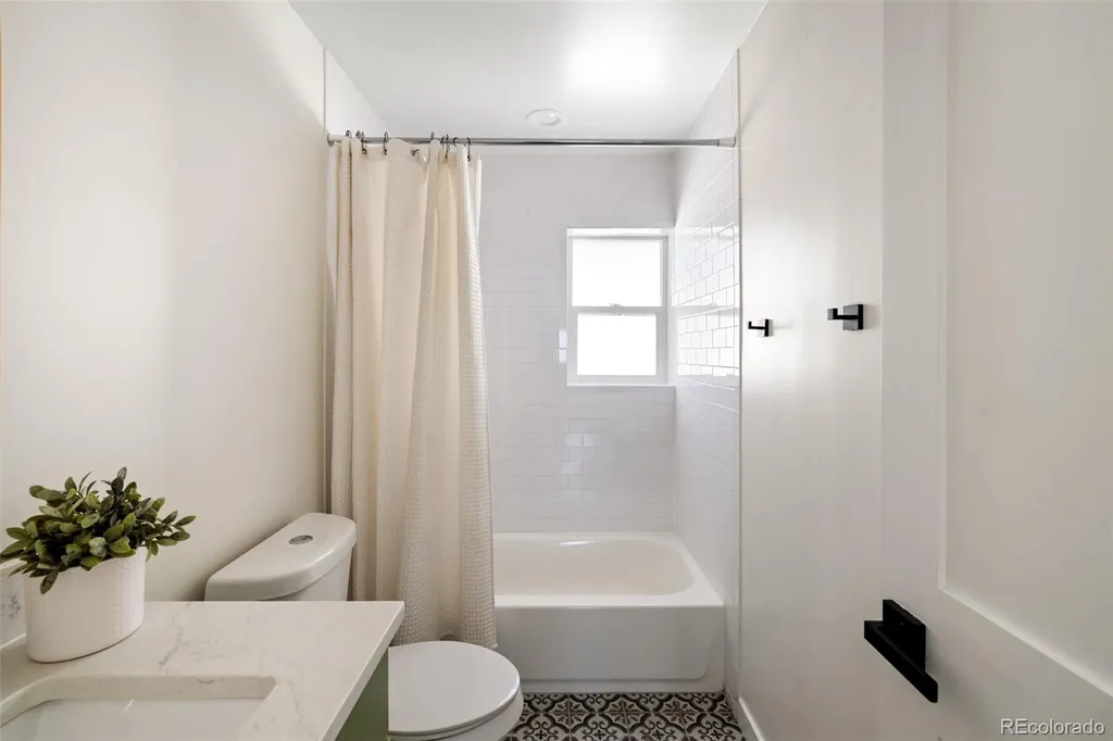 351 Elm Street Denver CO 80220