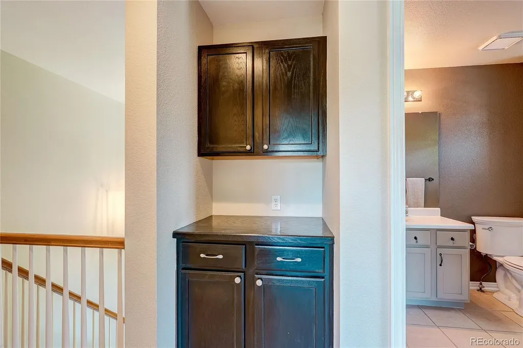 1190 E Phillips Drive Littleton CO 80122