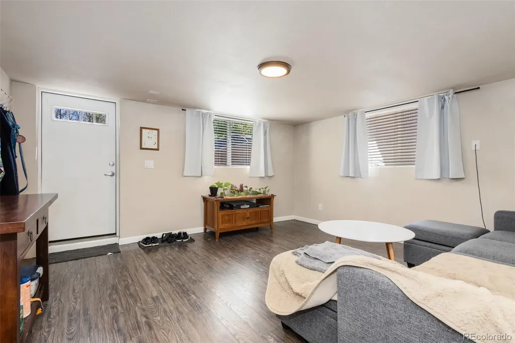 3824 N Clay Street Denver CO 80211