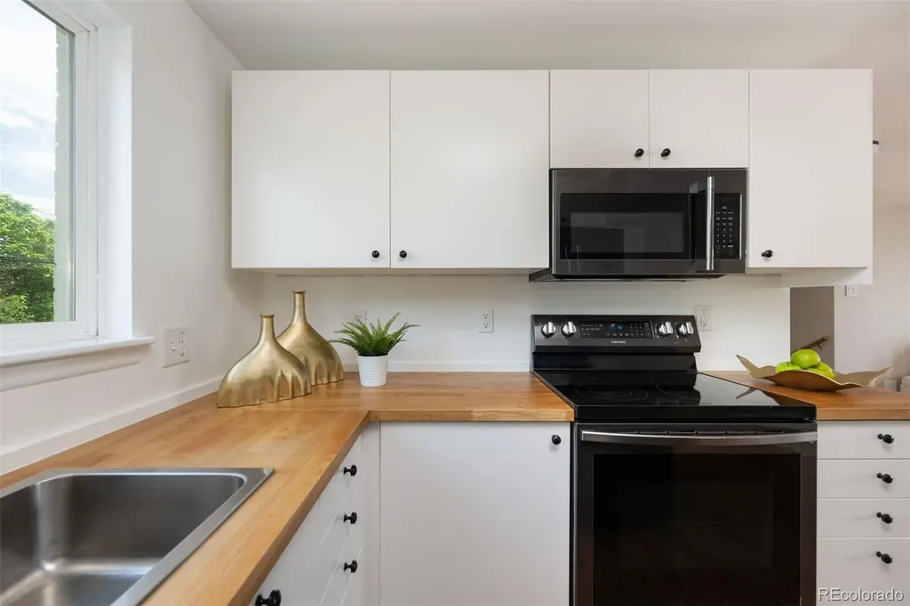 8370 Quivira Drive Denver CO 80229