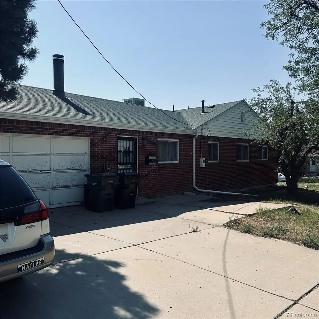1101 Ruth Drive Denver CO 80229