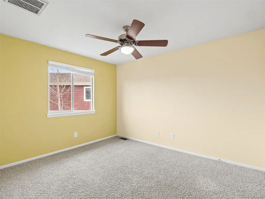 10678 Upper Ridge Road Longmont CO 80504