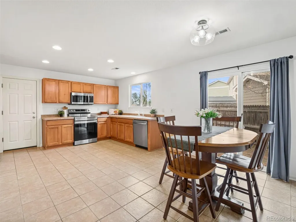 10678 Upper Ridge Road Longmont CO 80504