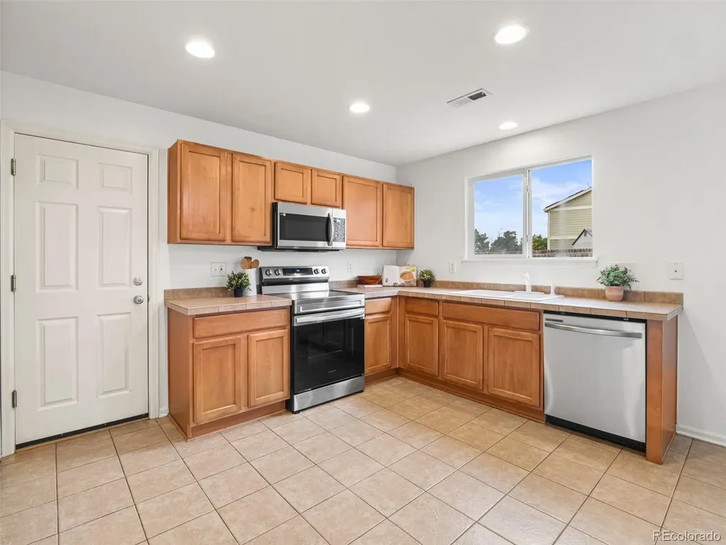 10678 Upper Ridge Road Longmont CO 80504