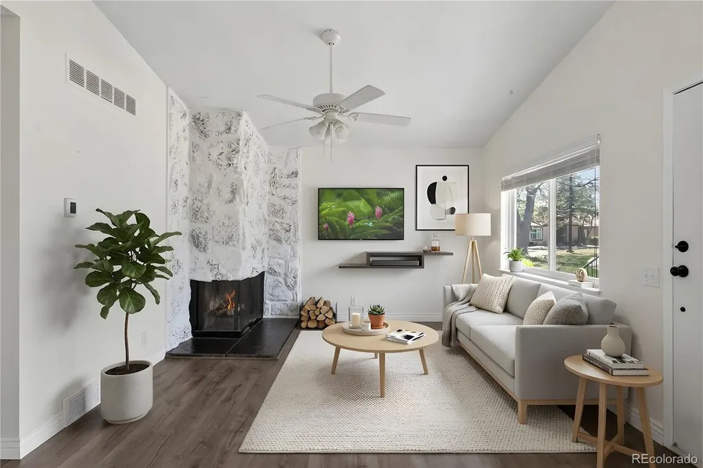 3572 S Kittredge Street Aurora CO 80013