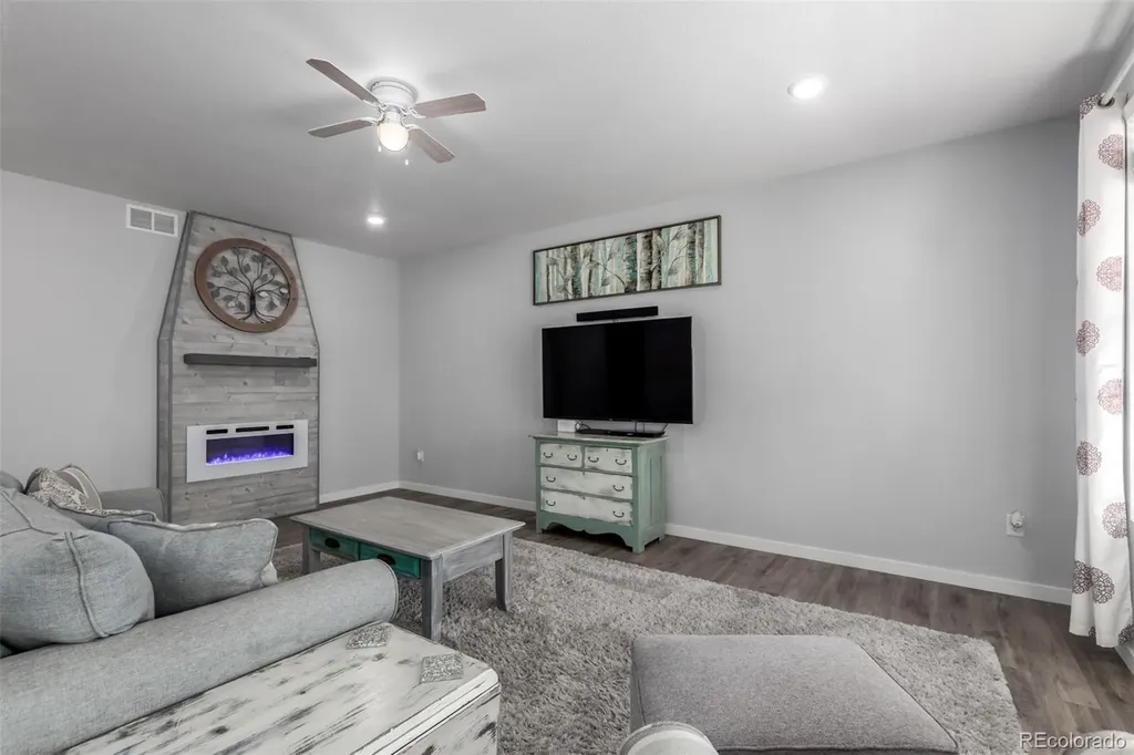 24306 E Ohio Drive Aurora CO 80018