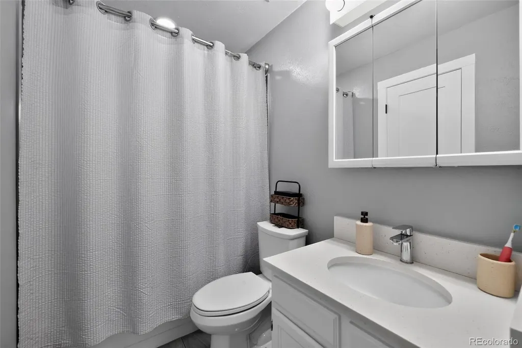 17990 E Cornell Drive Aurora CO 80013