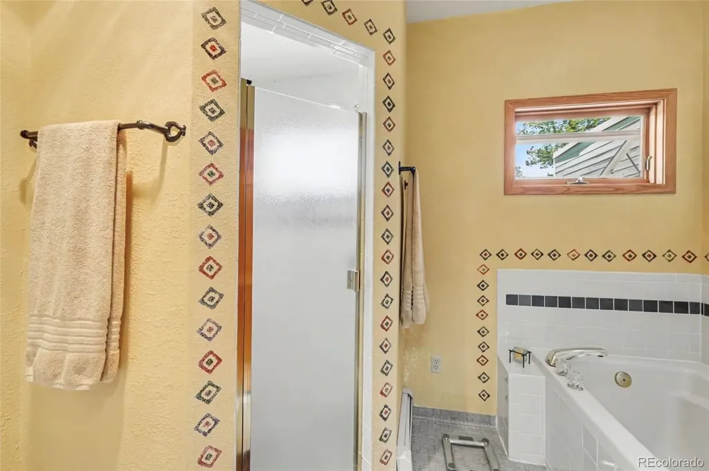 1784 Deer Trail Road Boulder CO 80302