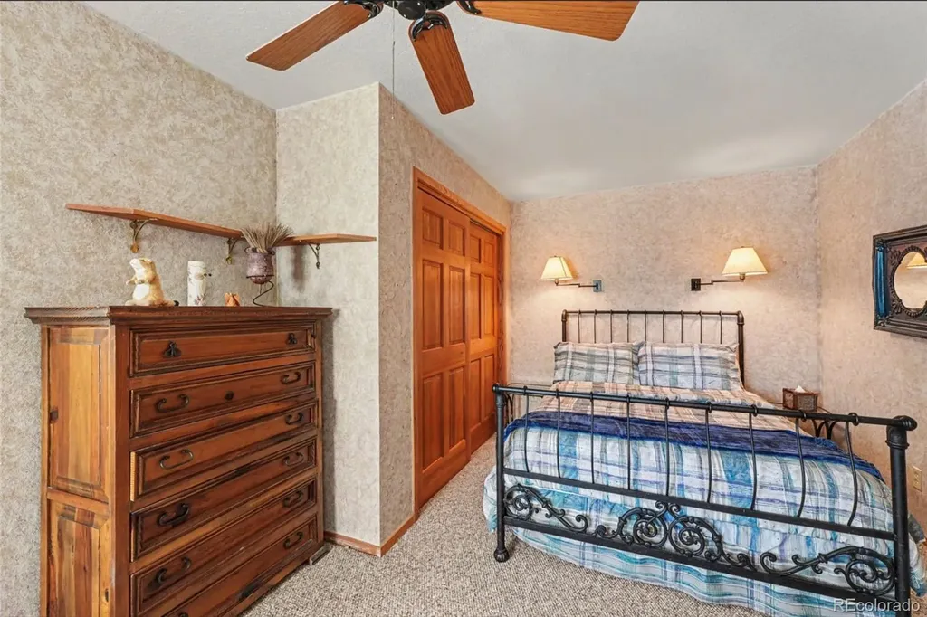 1784 Deer Trail Road Boulder CO 80302