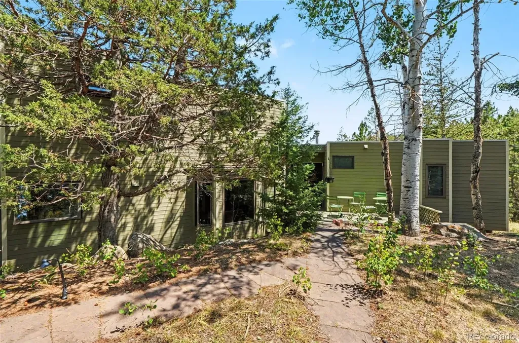 1784 Deer Trail Road Boulder CO 80302