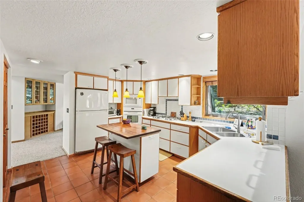 1784 Deer Trail Road Boulder CO 80302