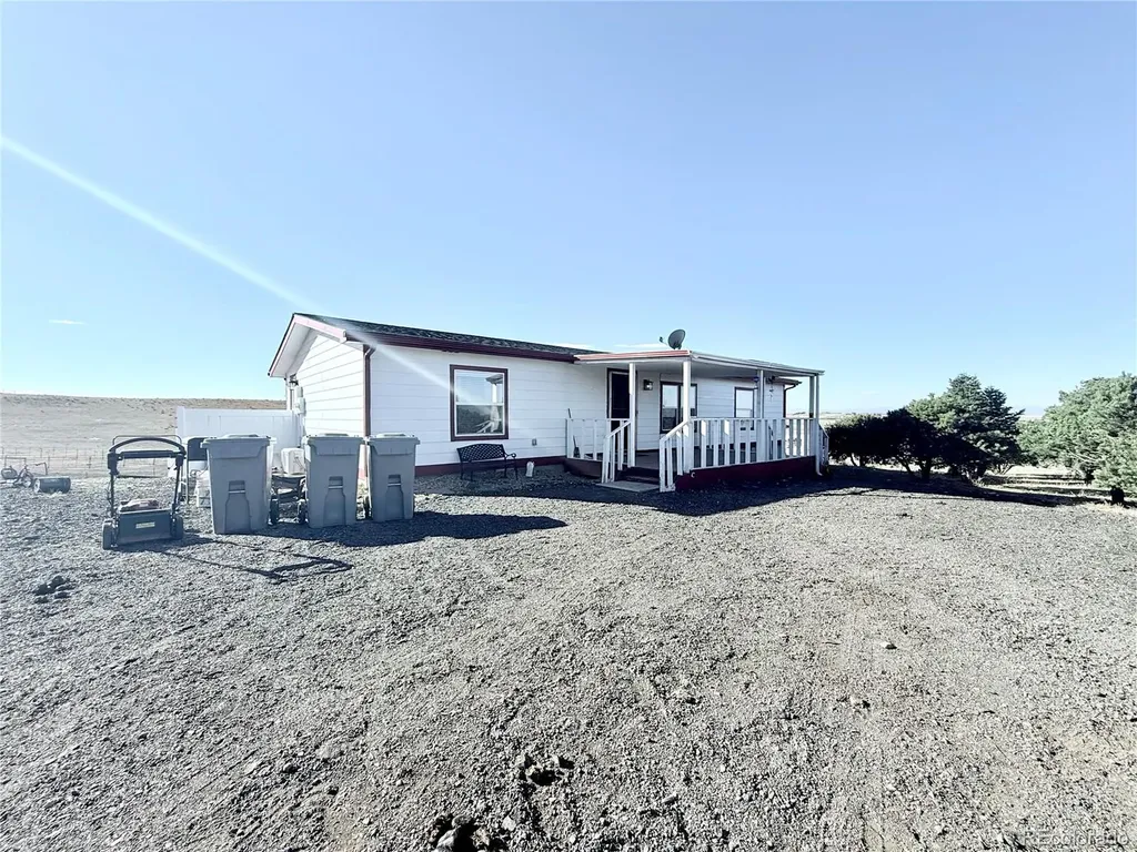 36450 E Florida Avenue Watkins CO 80137
